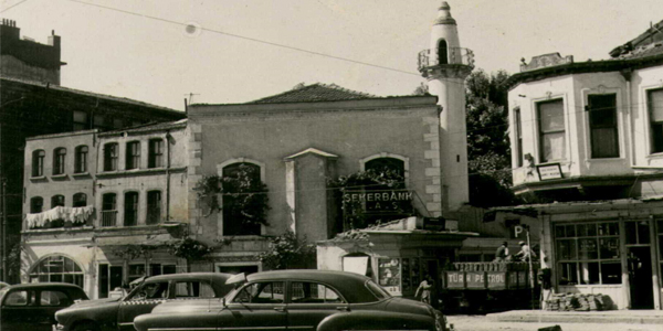 Aksaray Camcılar Mescidi