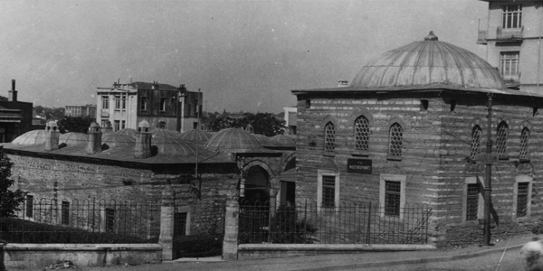 Millet Kütüphanesi Mescidi