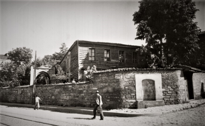 Şirmert Çavuş Camii
